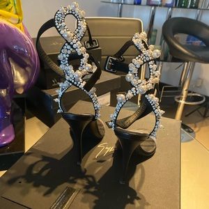 Giuseppe Zanotti Alien